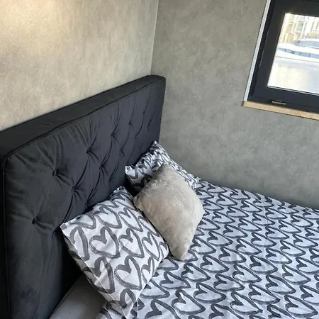 Houseboat Seafront Apartment Gdynia