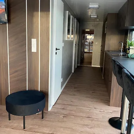 Apartman Houseboat Seafront