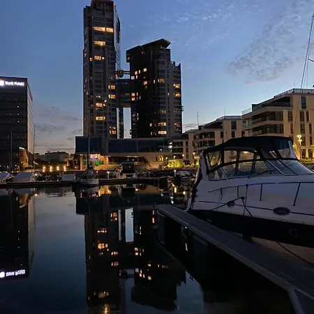 Houseboat Seafront Apartment Gdynia